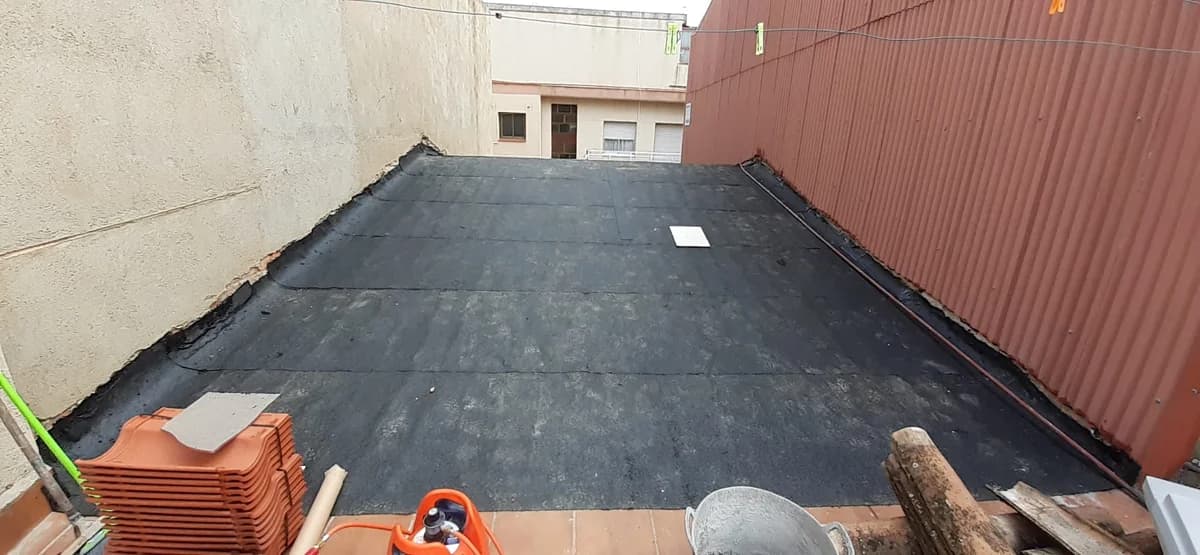 Exterior terminado: impermeabilización terraza — Junior Reformas